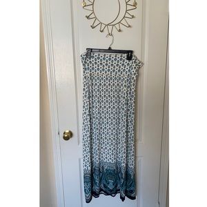 Max Studio Blue & White Patterned Maxi Skirt XL